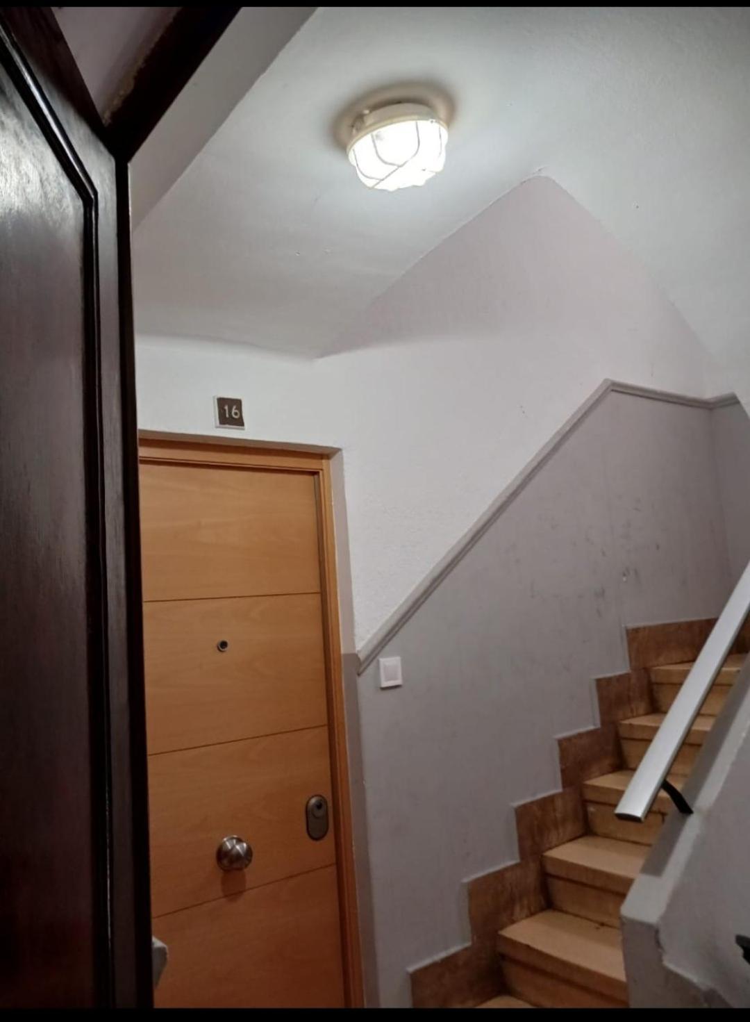 Apartamento Acogedor Con Wifi فالنسيا المظهر الخارجي الصورة